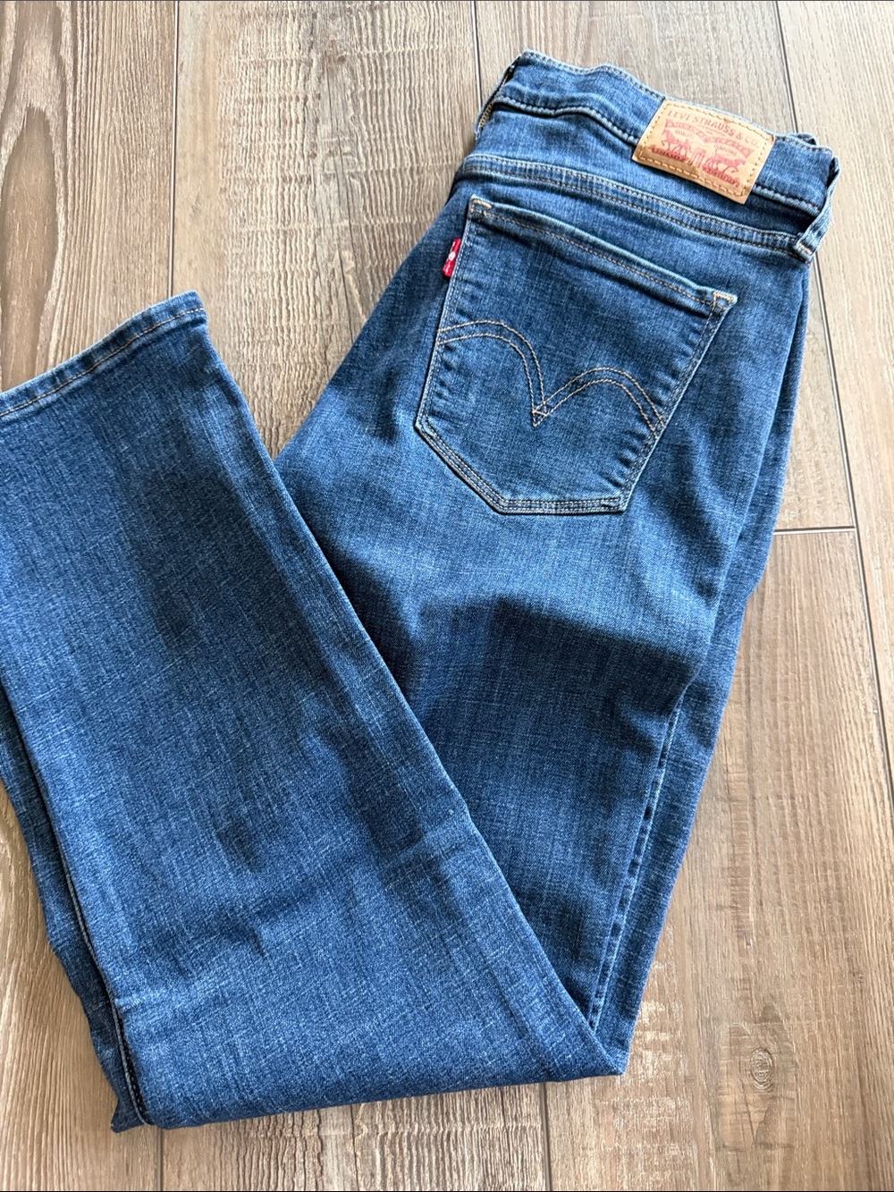Levi's Women's Straight Leg Jeans - Indigo Blue